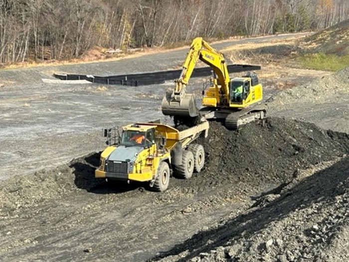 Tradeport job site loading haul truck